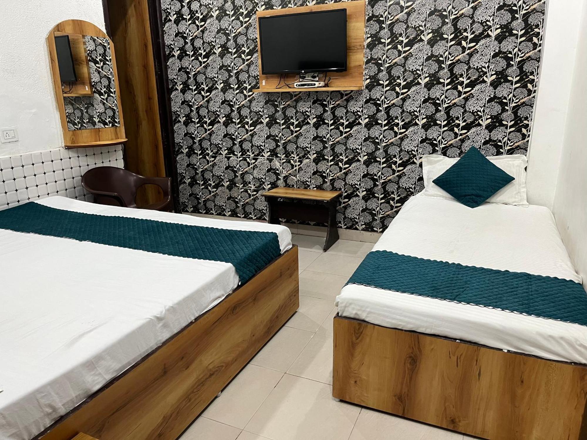 Sharma'S Bnb Amritsar Zewnętrze zdjęcie
